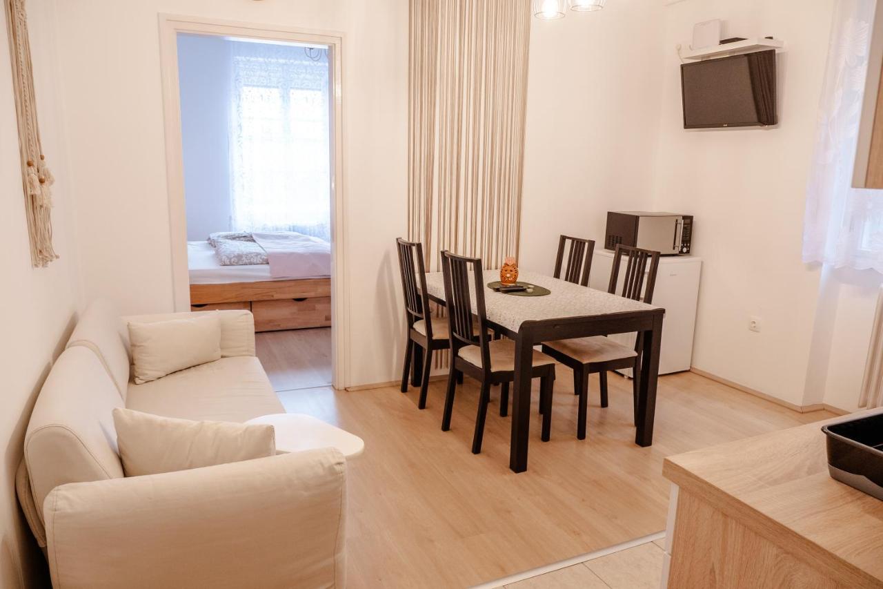 Kiraly40 Apartman Pecs Exterior photo